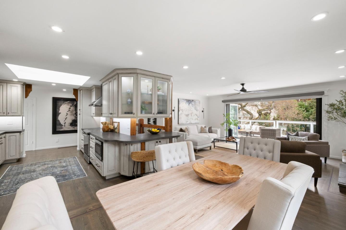 145 Devonshire Boulevard