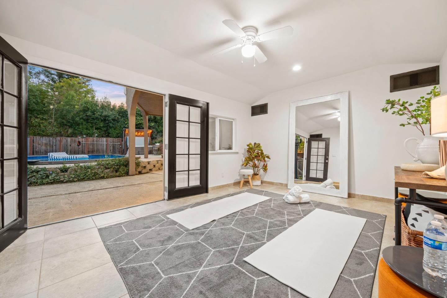 145 Devonshire Boulevard