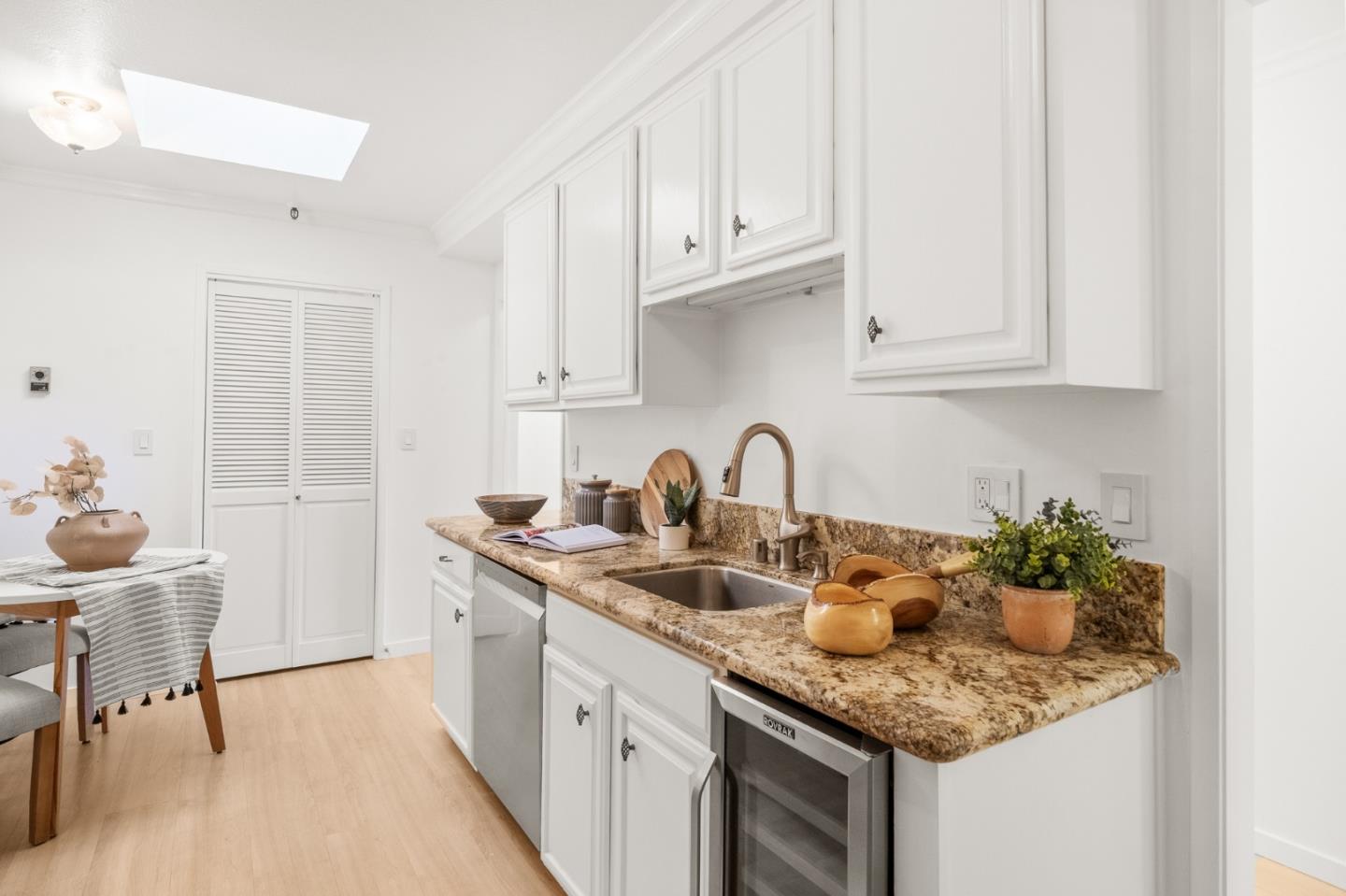 1500 Willow Avenue 301