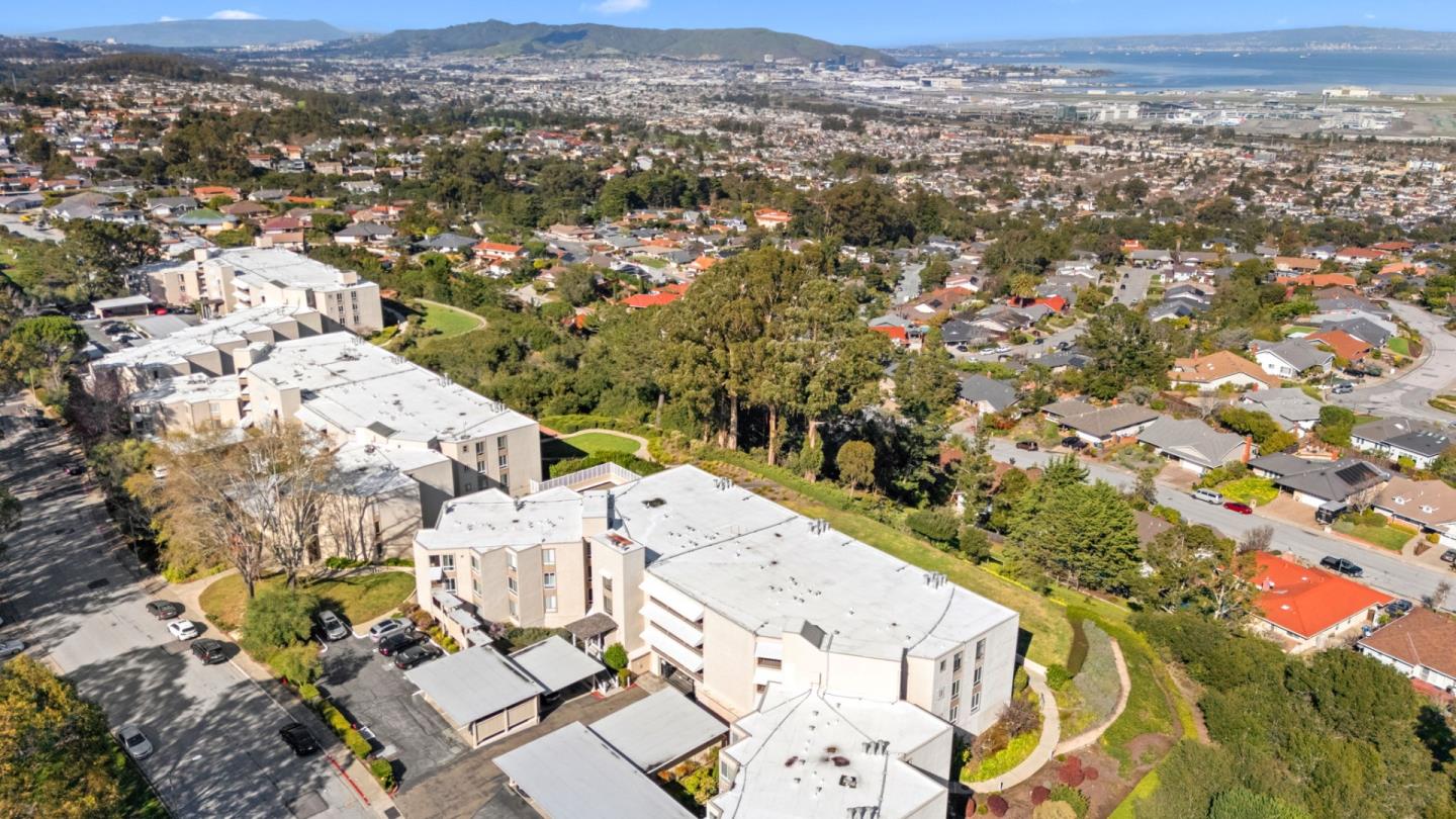 360 Vallejo Drive 105