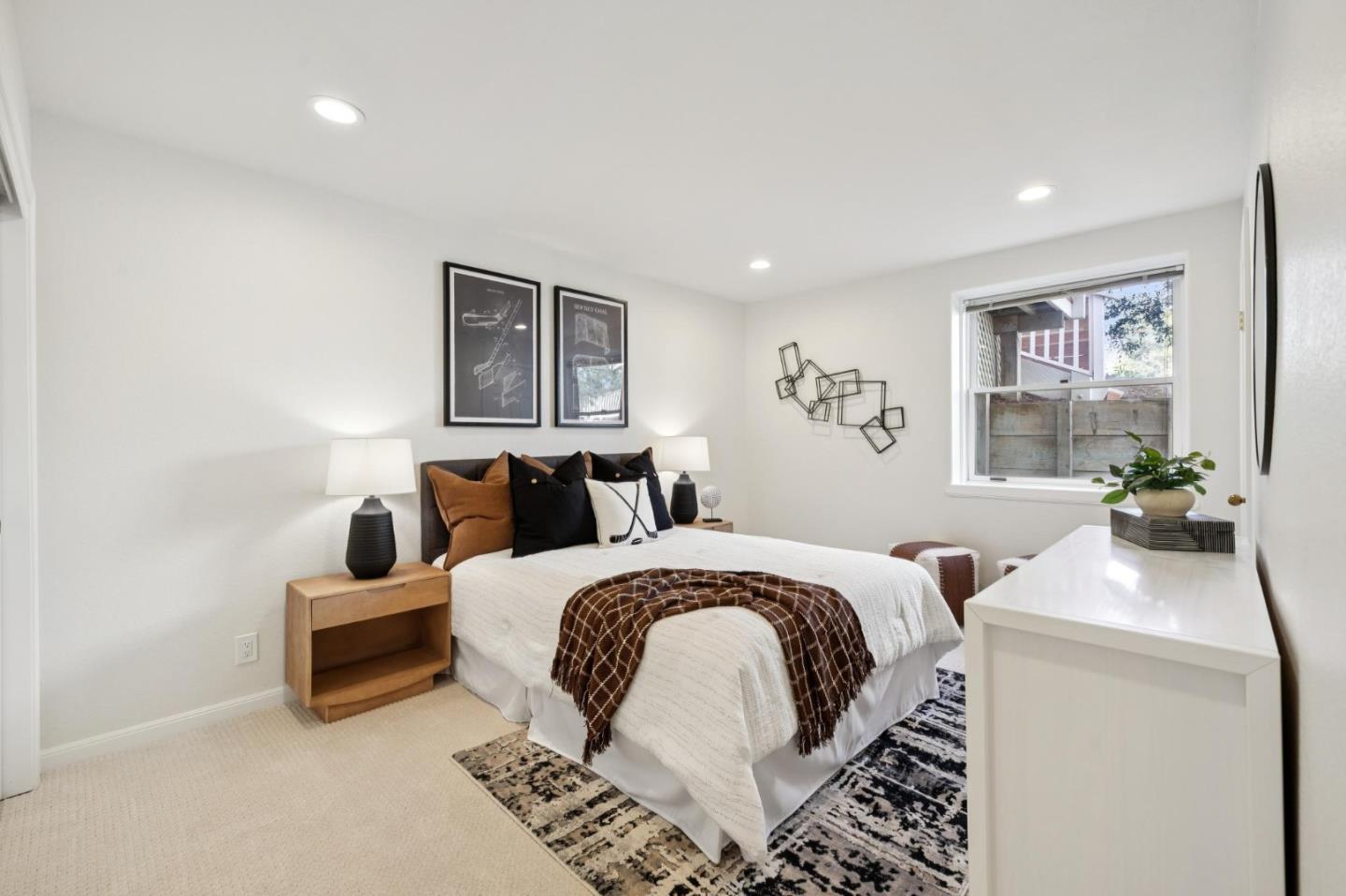 22208 Quinterno Court