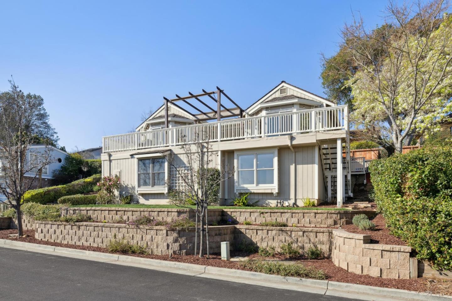 22208 Quinterno Court