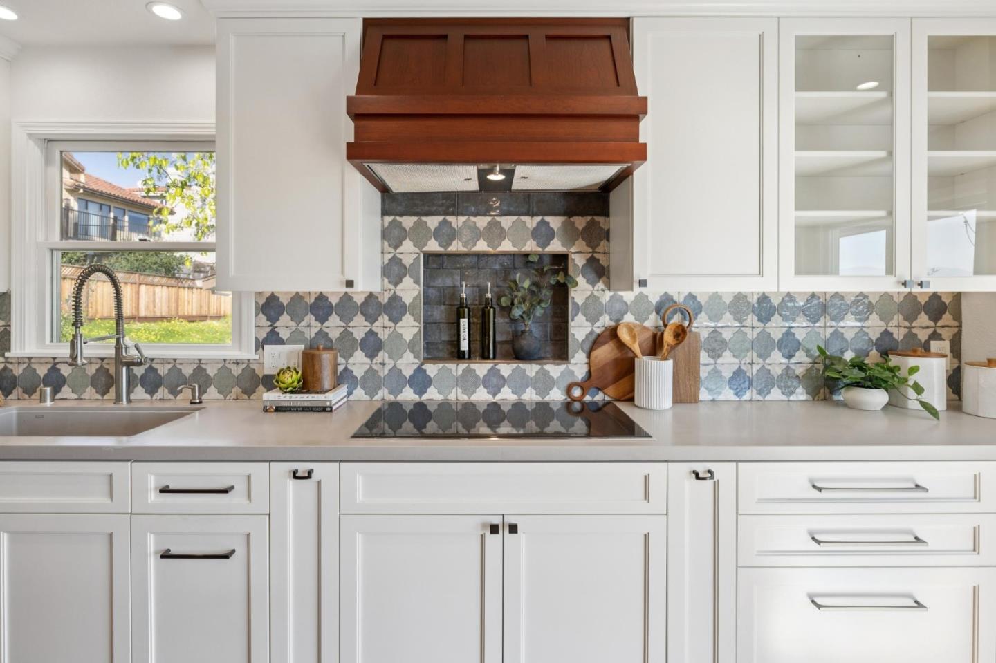 22208 Quinterno Court