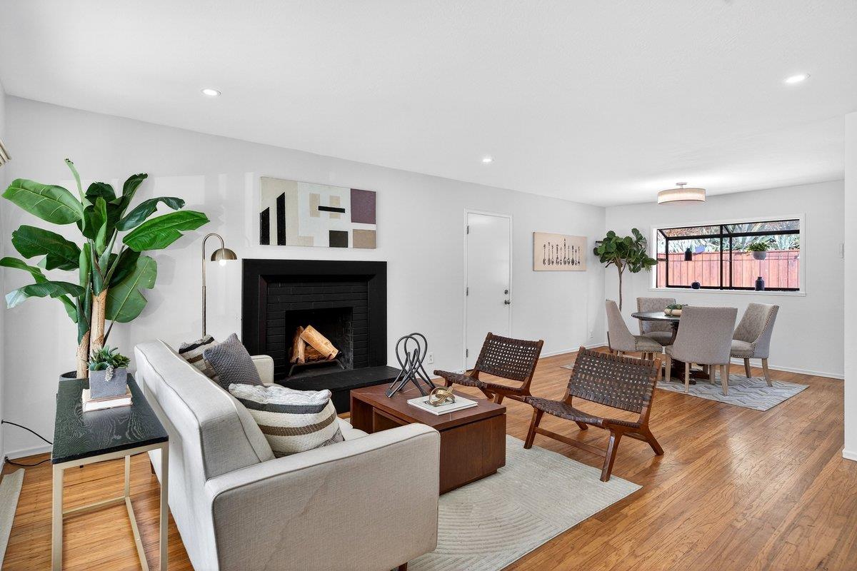 1559 Linda Mar Boulevard