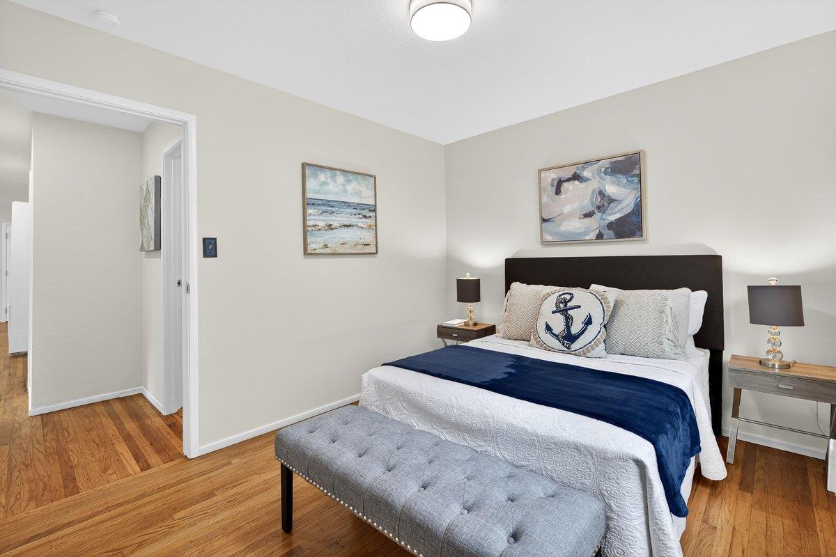 1559 Linda Mar Boulevard