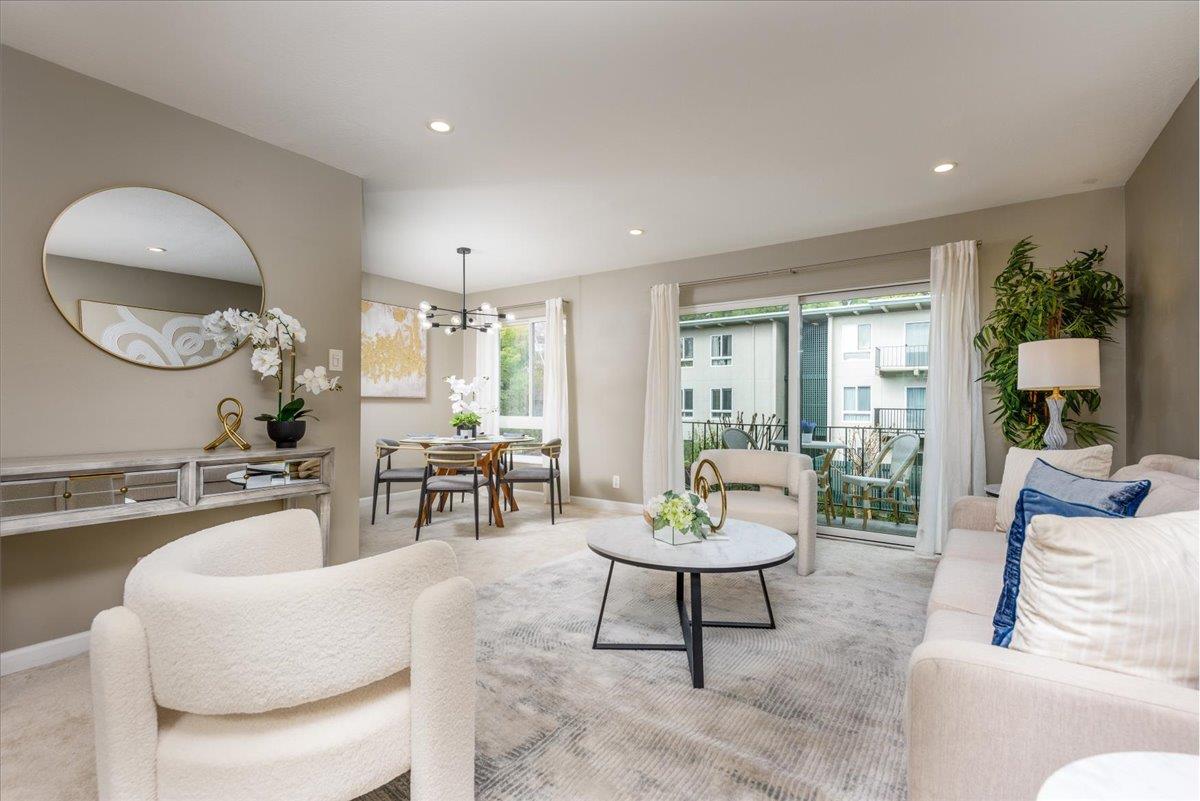 821 North Humboldt Street 309