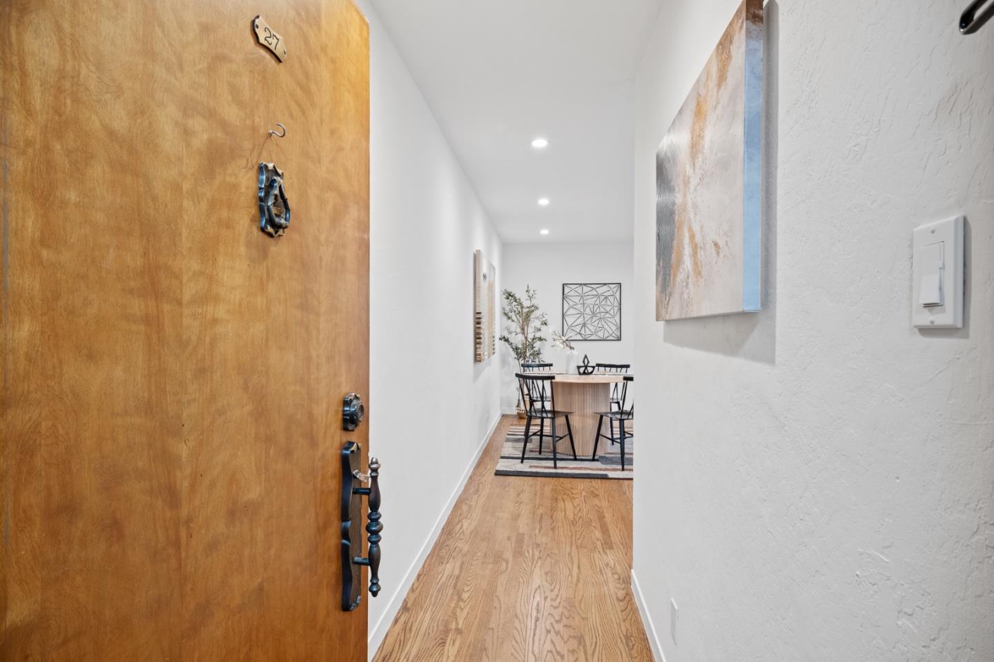 177 North El Camino Real Way 27