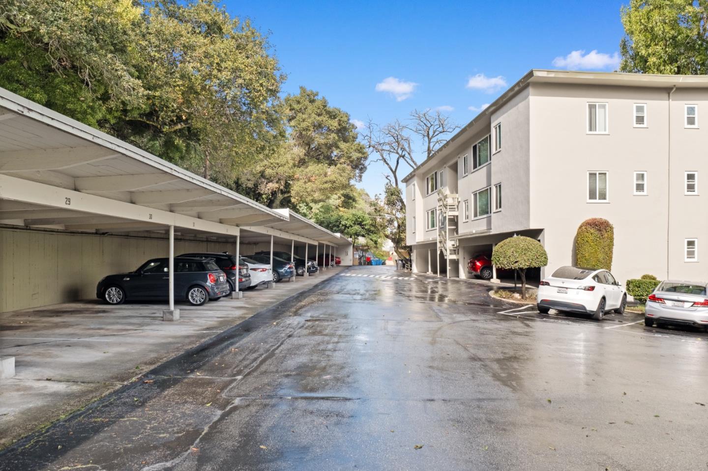 177 North El Camino Real Way 27