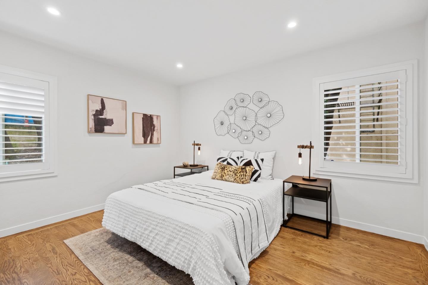 177 North El Camino Real Way 27