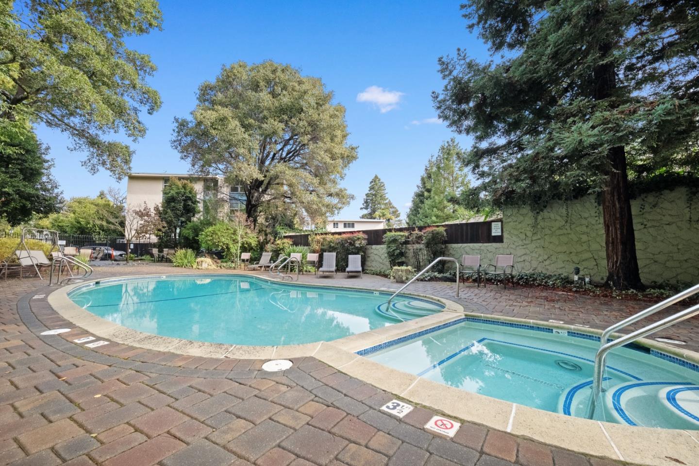 177 North El Camino Real Way 27