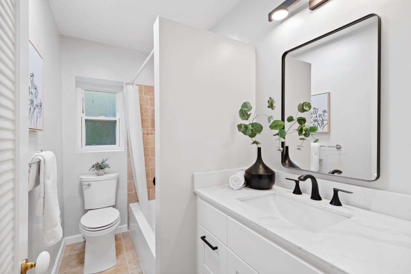 177 North El Camino Real Way 27