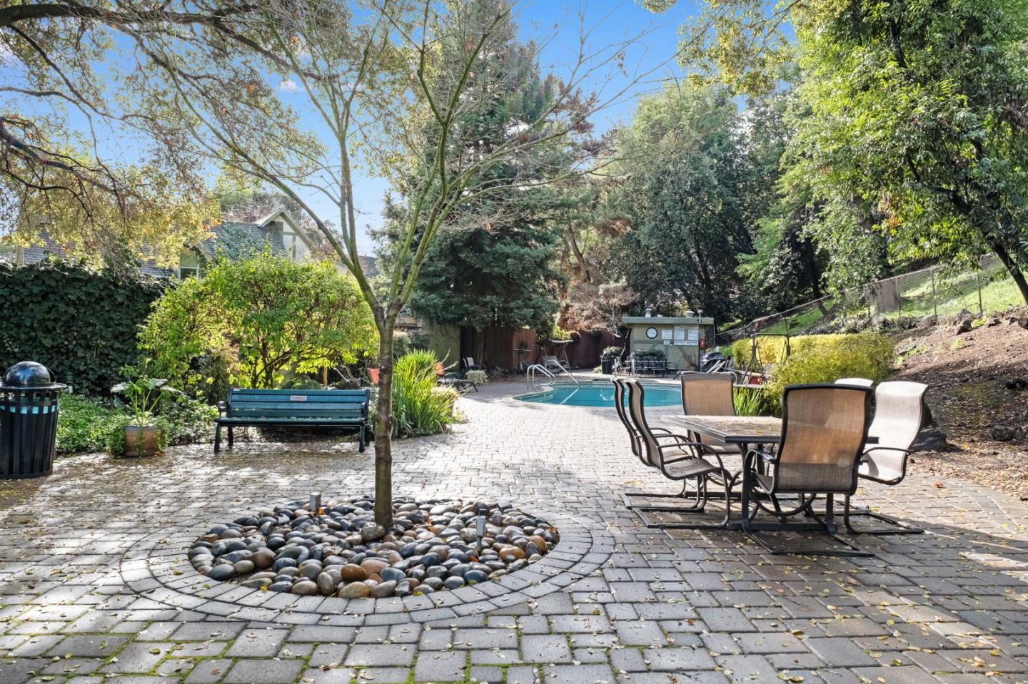 177 North El Camino Real Way 27