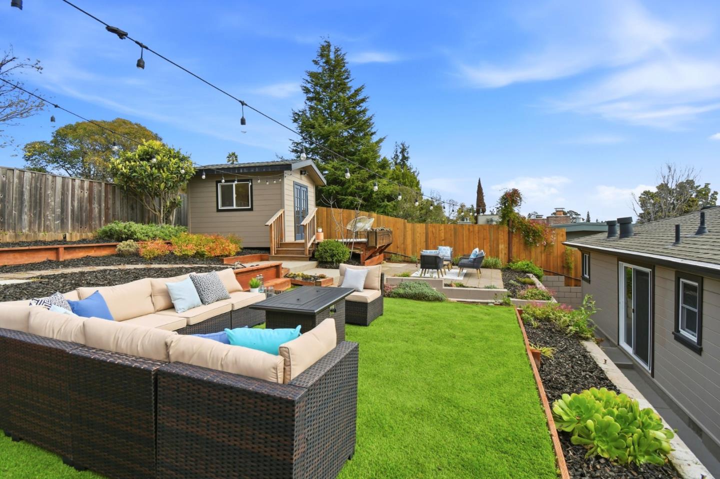 4198 Huntington Street