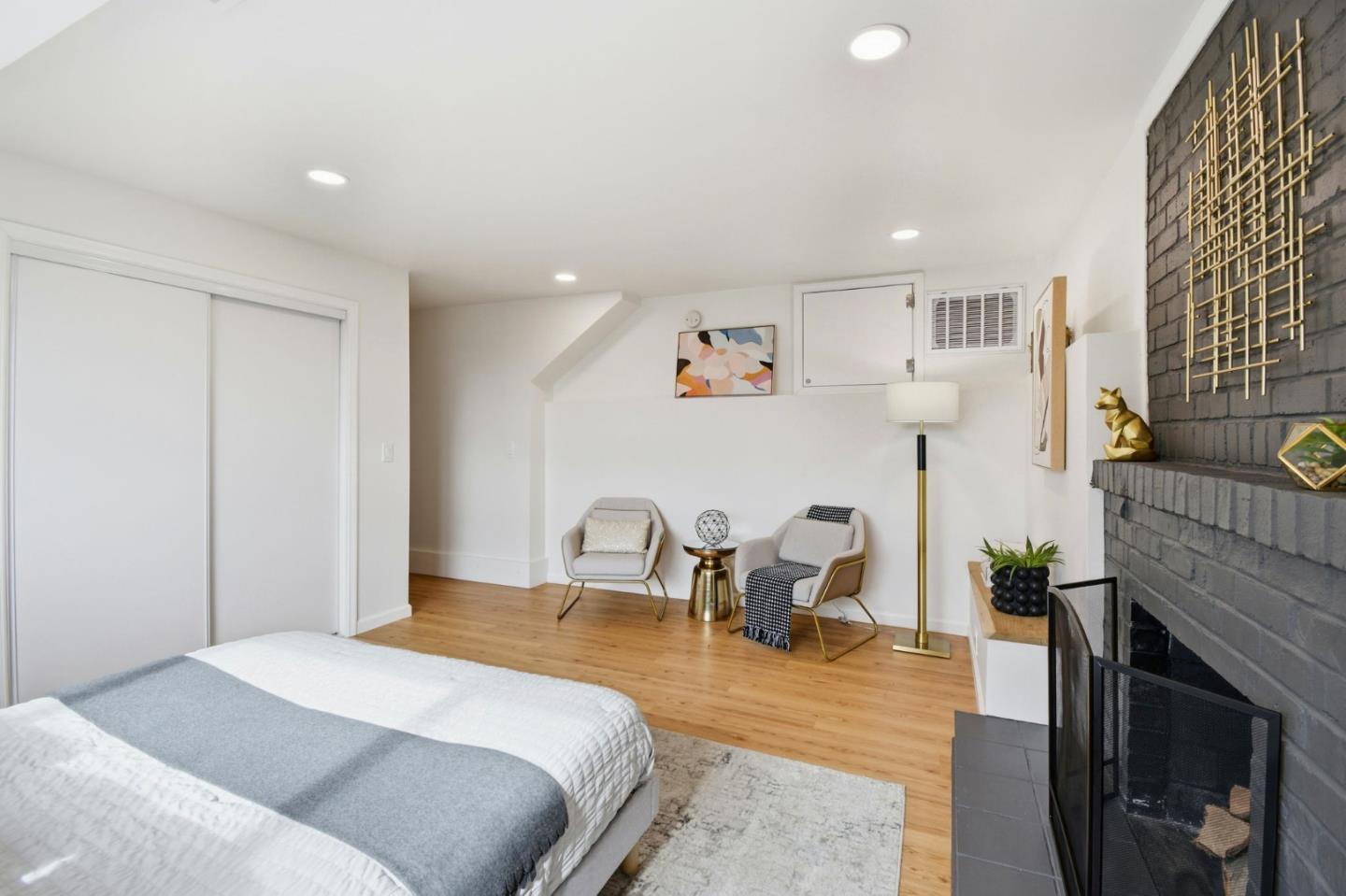 4198 Huntington Street