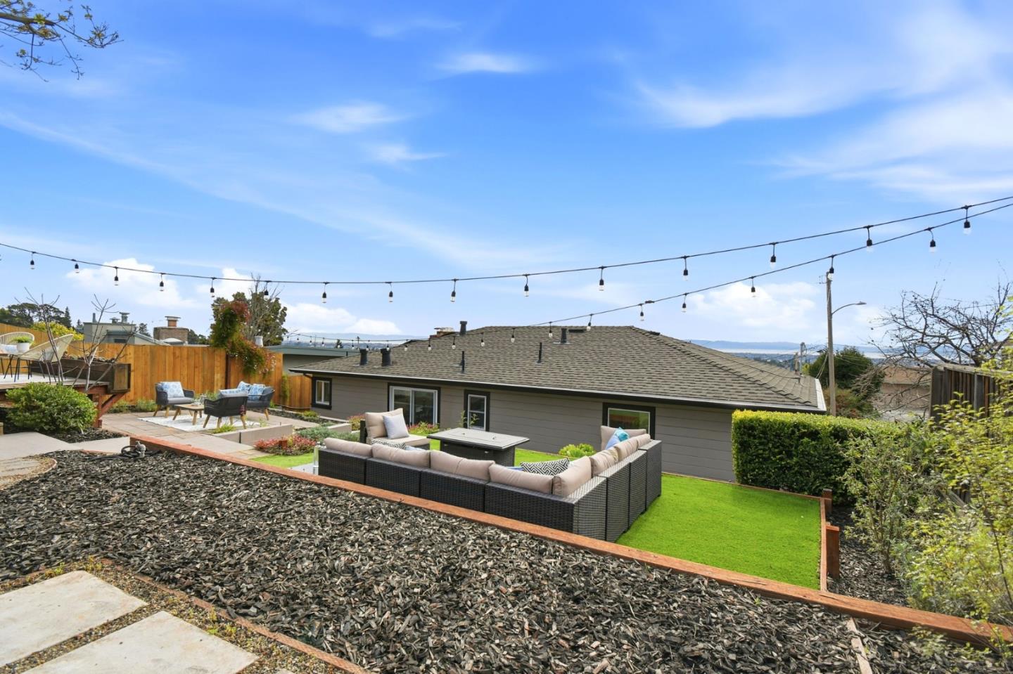 4198 Huntington Street