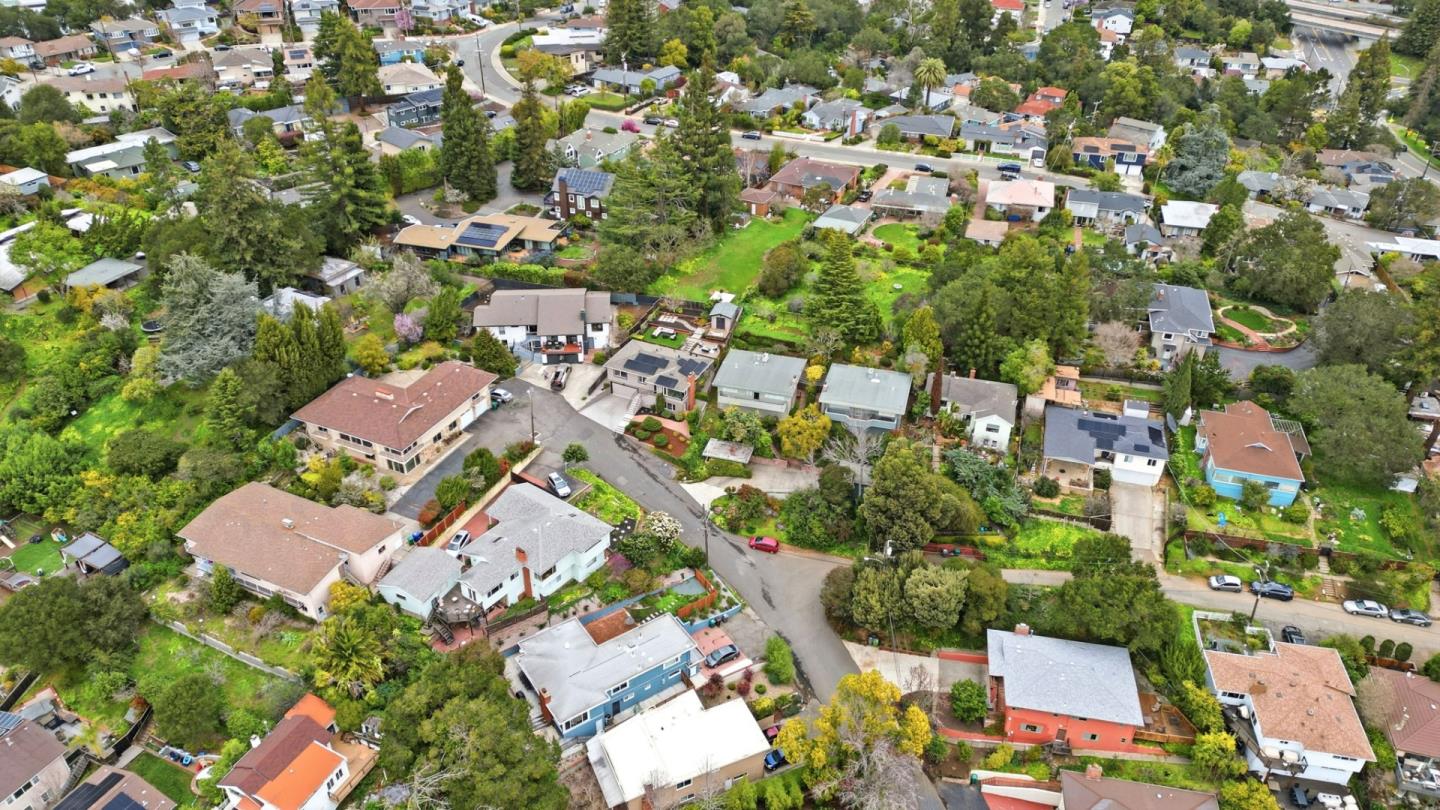 4198 Huntington Street