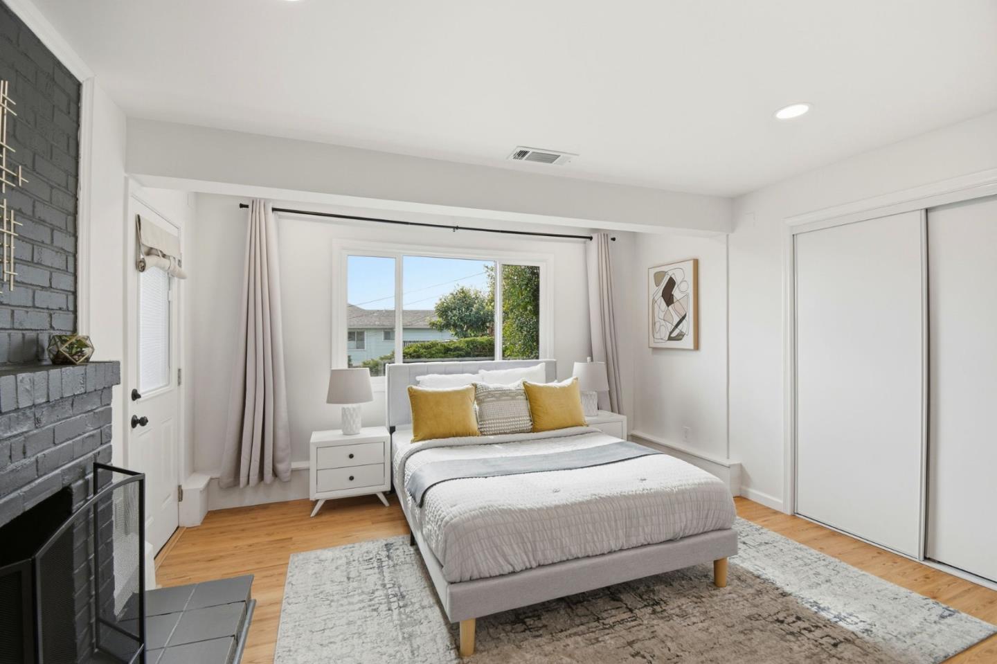 4198 Huntington Street