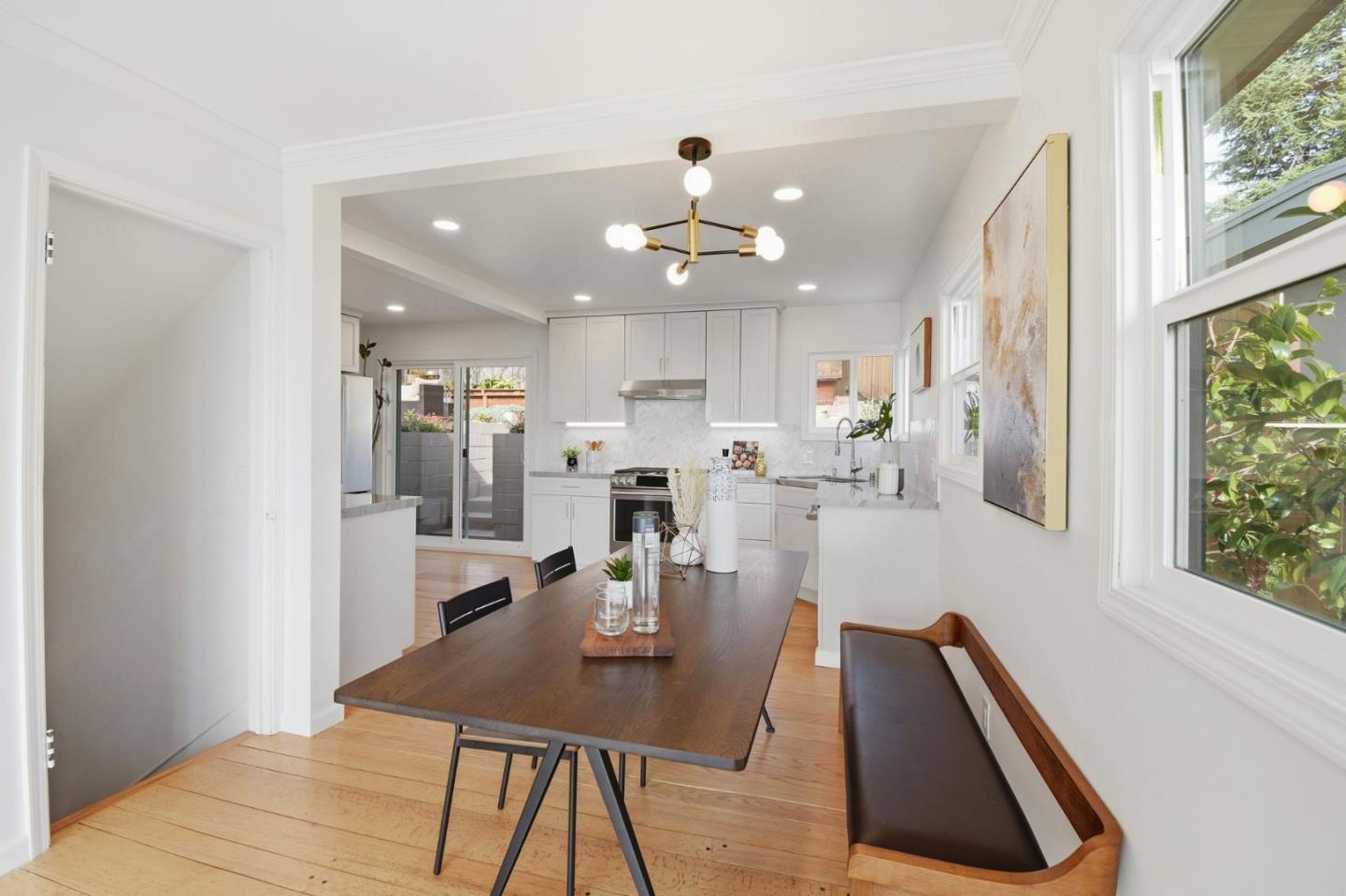 4198 Huntington Street