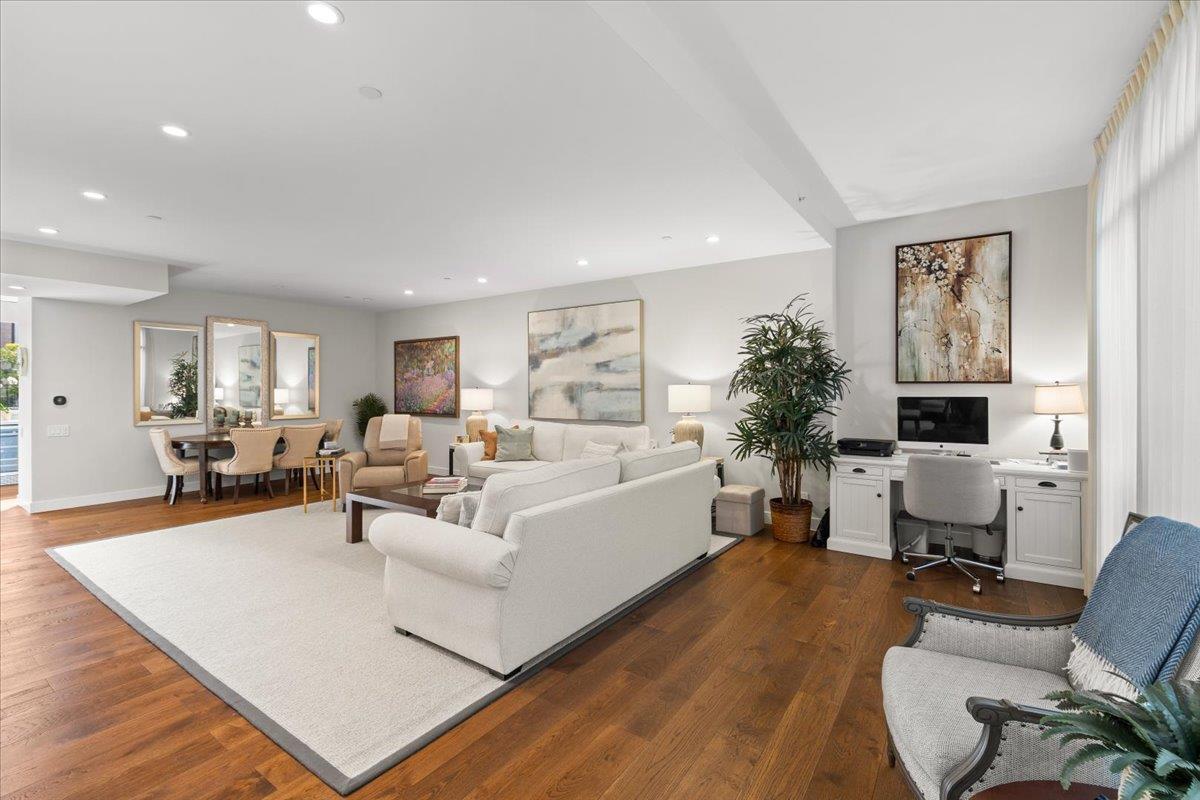 20 West 3rd Avenue 202