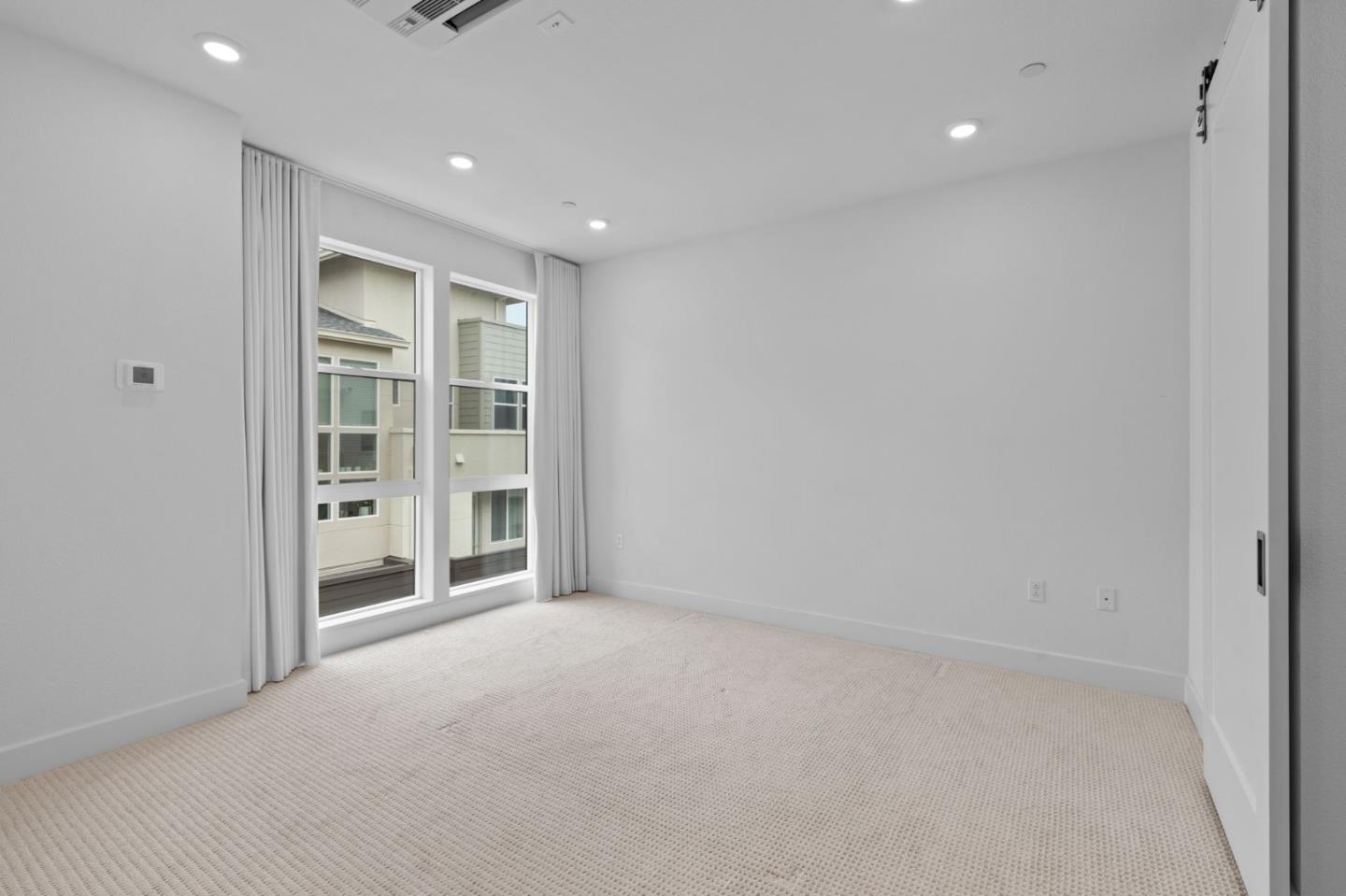 3020 Boyter Place 105