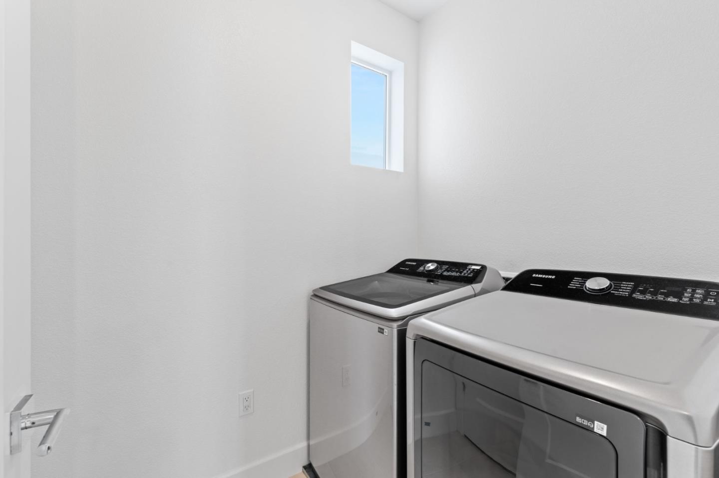 3020 Boyter Place 105