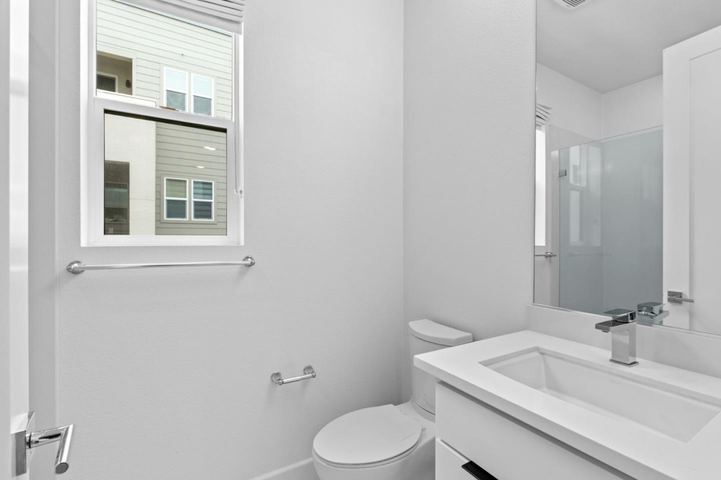 3020 Boyter Place 105