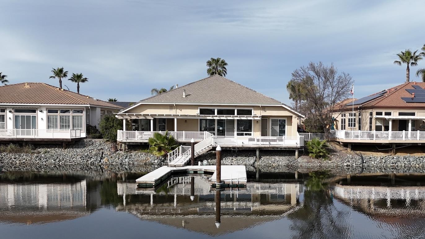 3916 Lighthouse Place