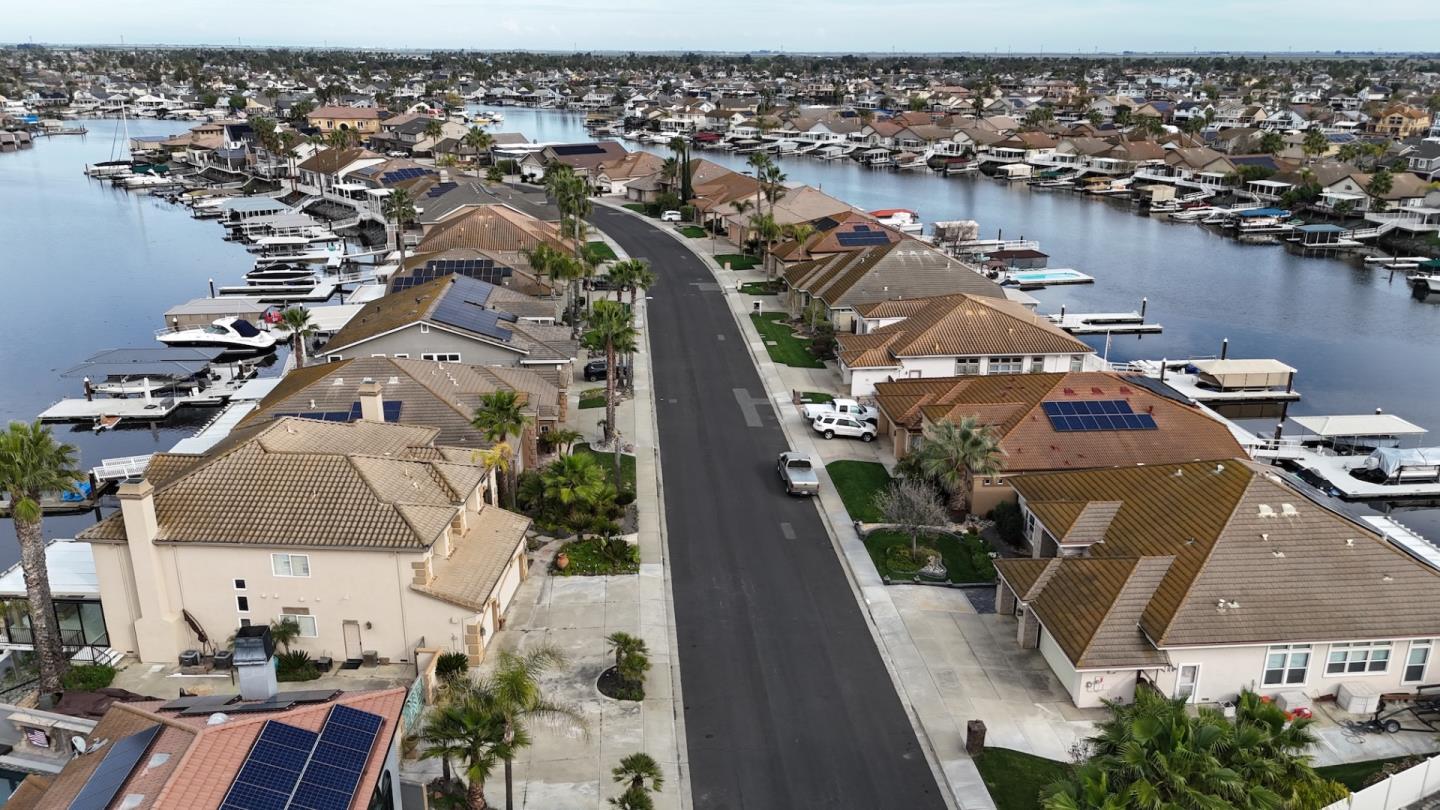 3916 Lighthouse Place