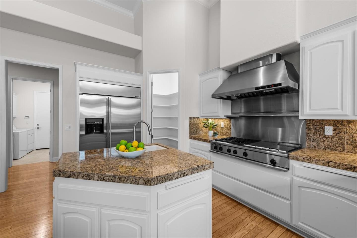 3916 Lighthouse Place