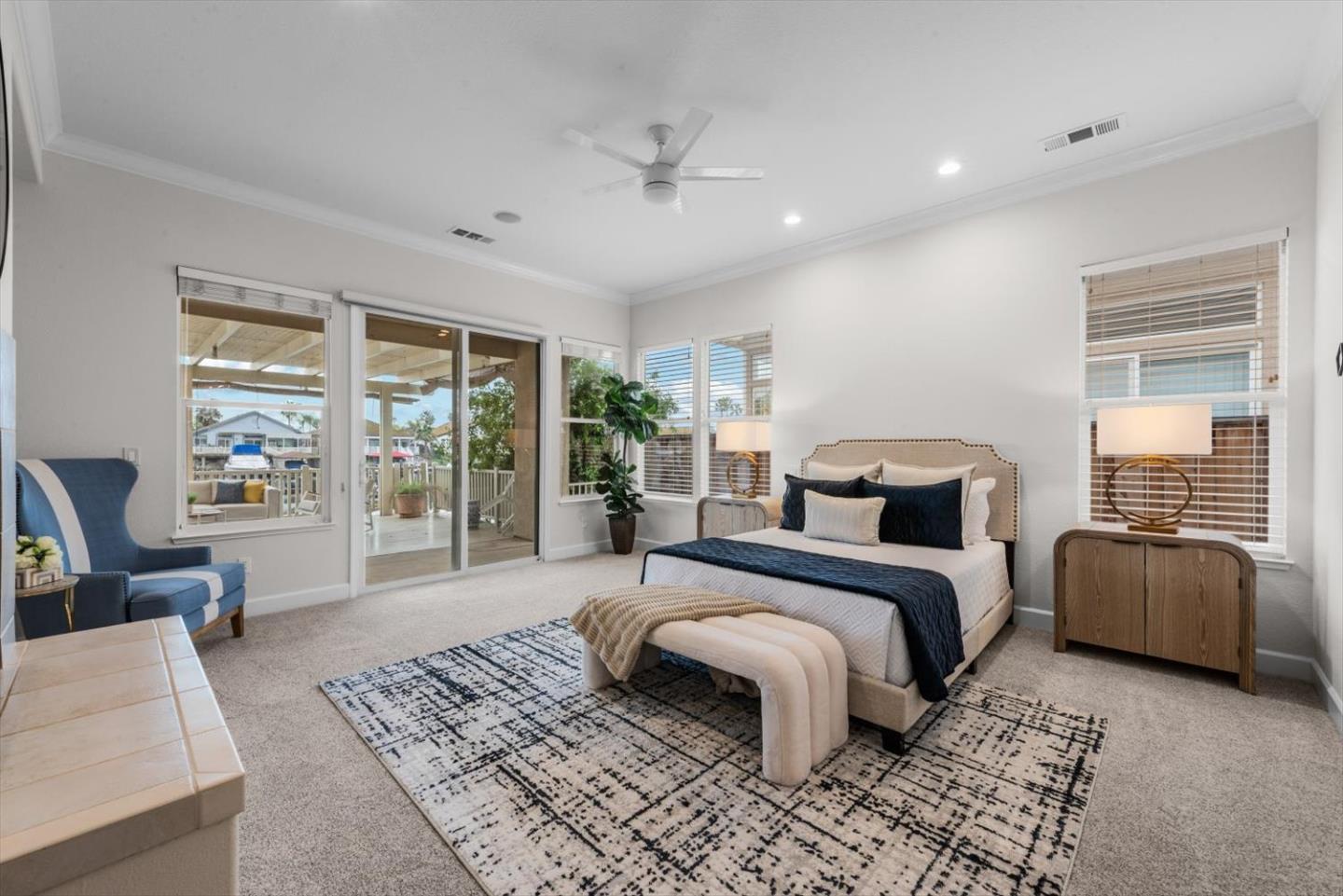 3916 Lighthouse Place