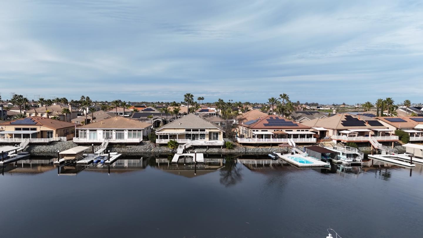 3916 Lighthouse Place