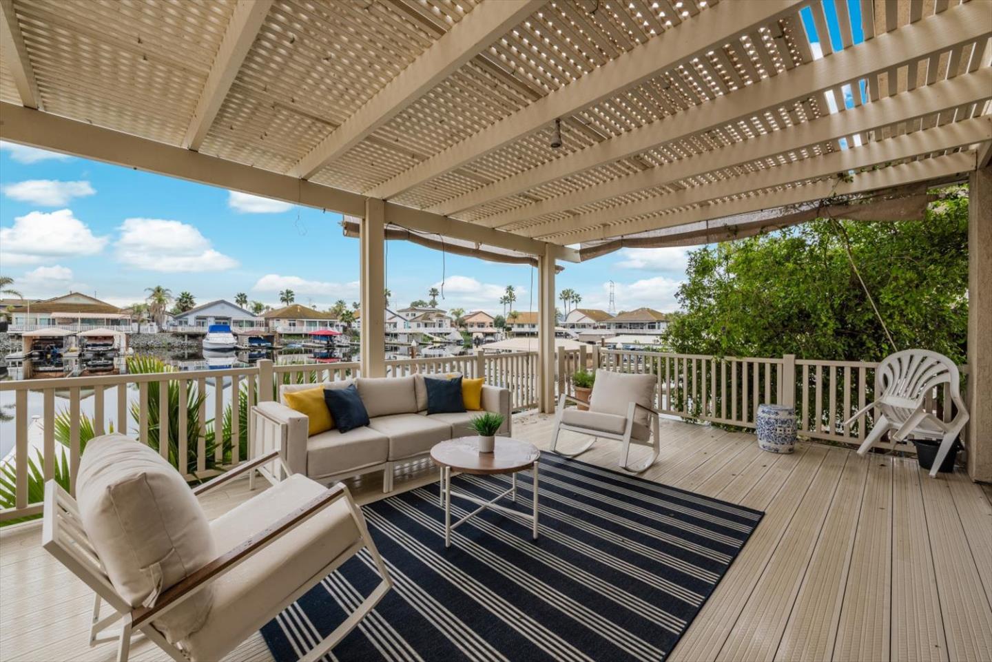 3916 Lighthouse Place