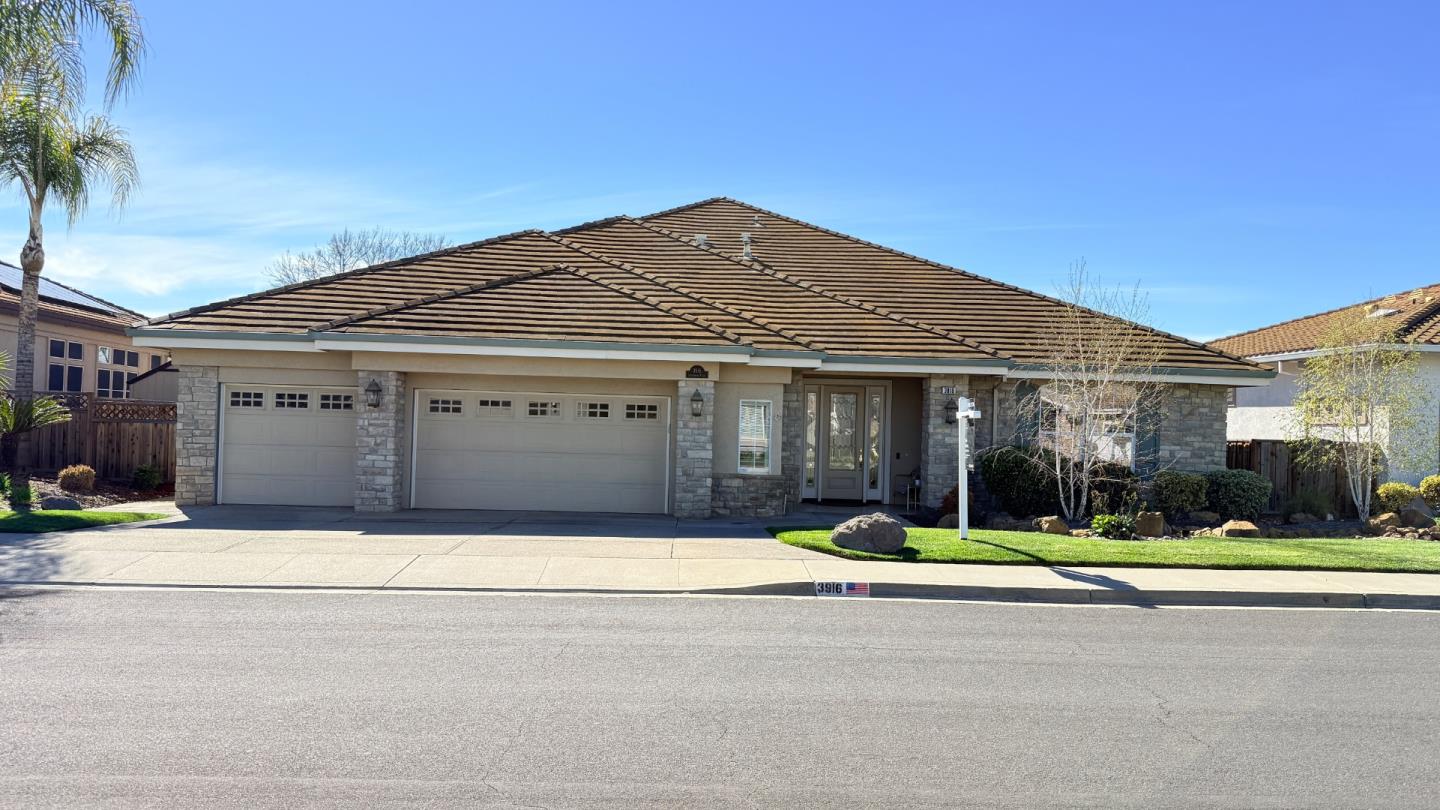 3916 Lighthouse Place