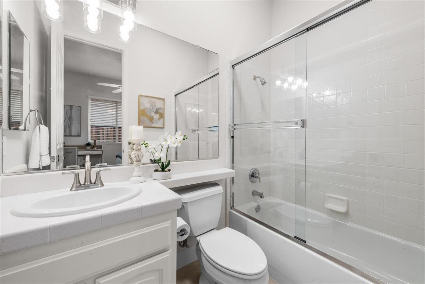 3916 Lighthouse Place