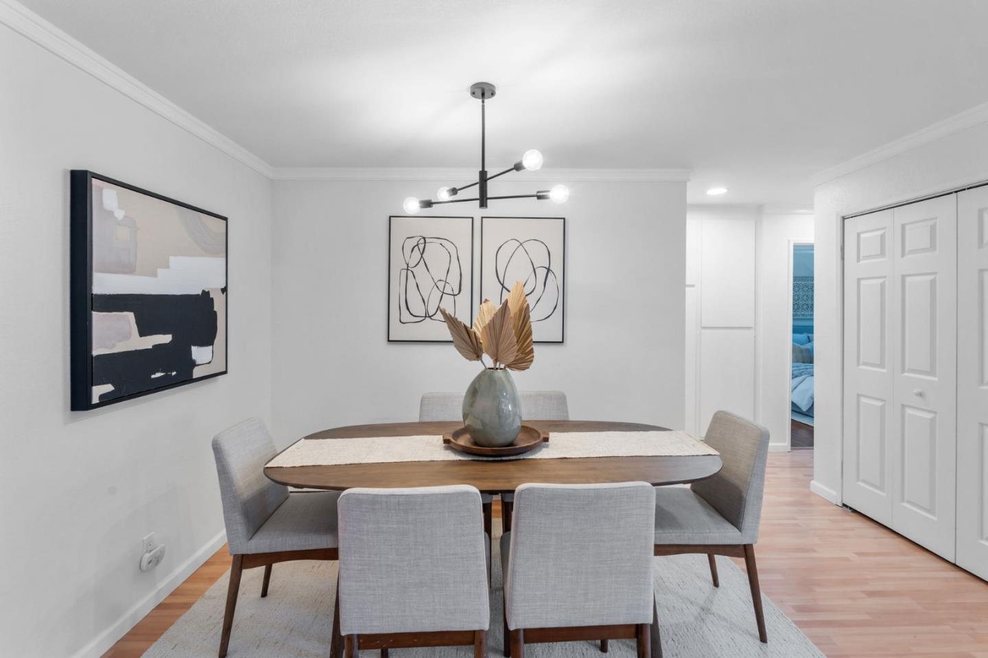 316 North El Camino Real 105