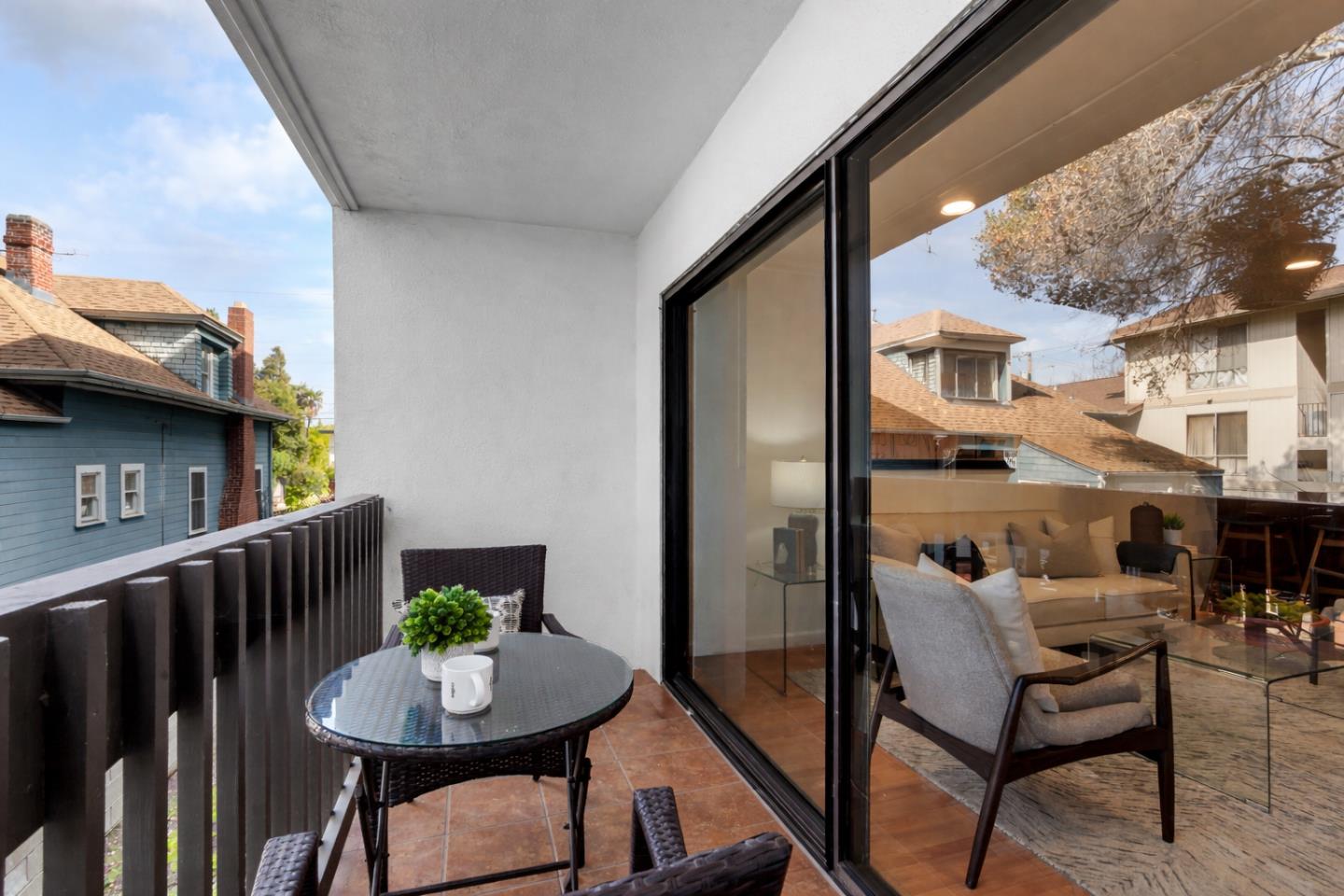 316 North El Camino Real 105