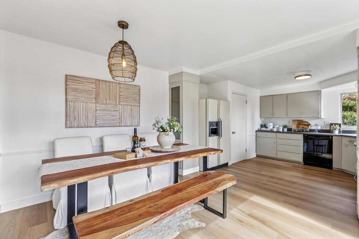 602 Alameda De Las Pulgas