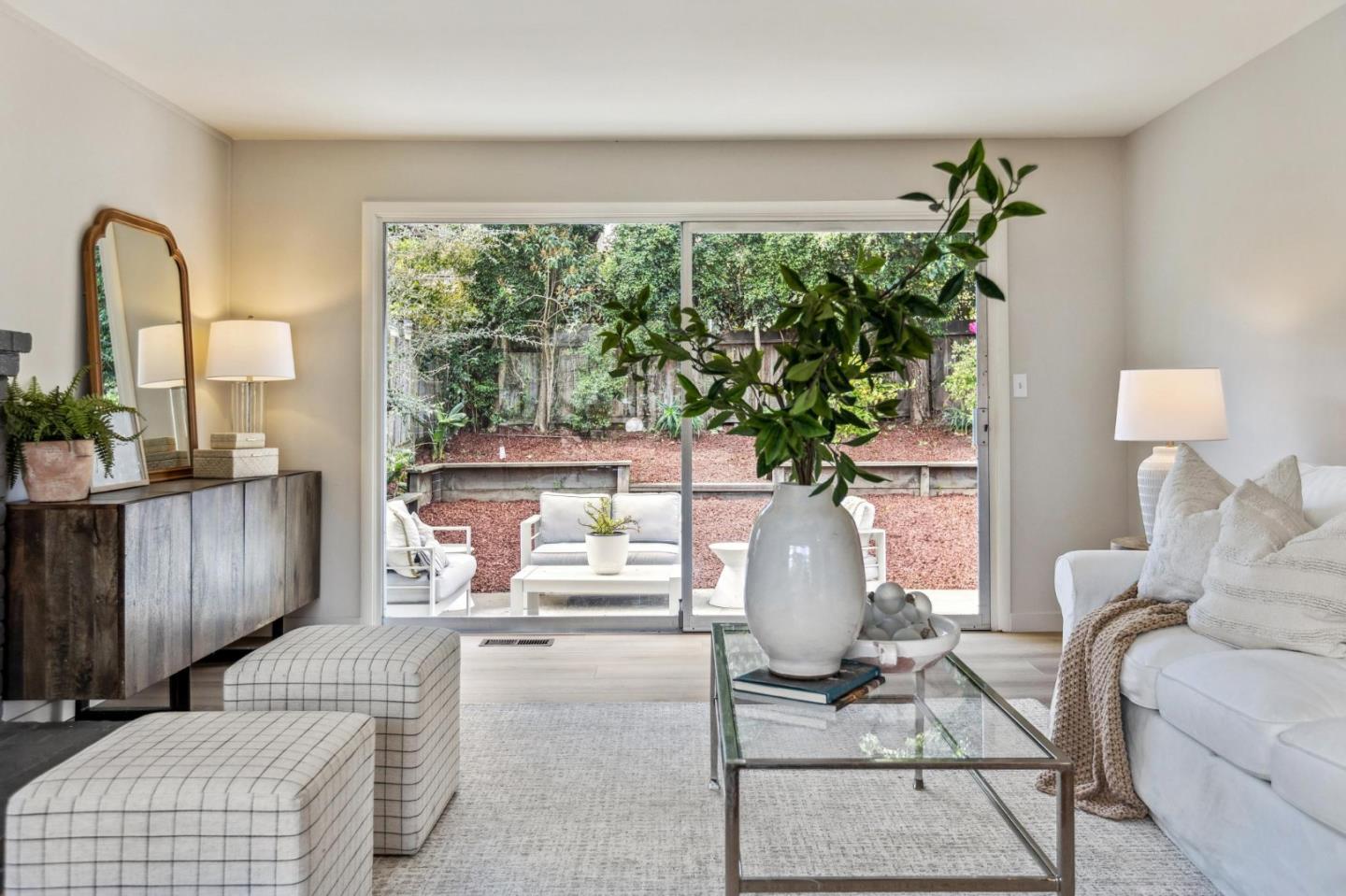 602 Alameda De Las Pulgas