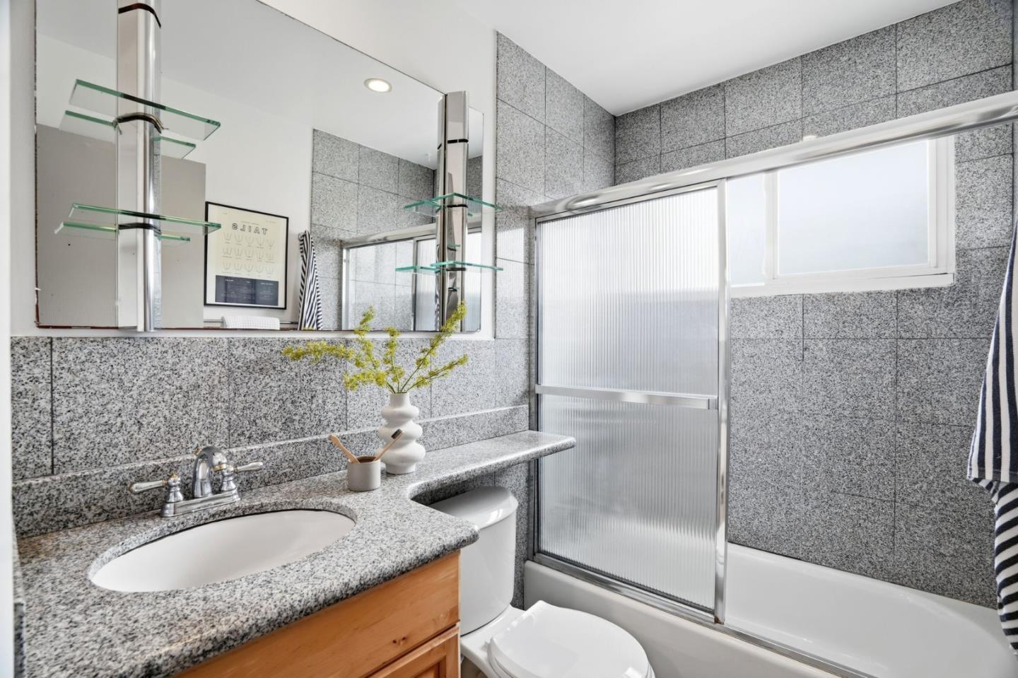 1469 Southgate Avenue