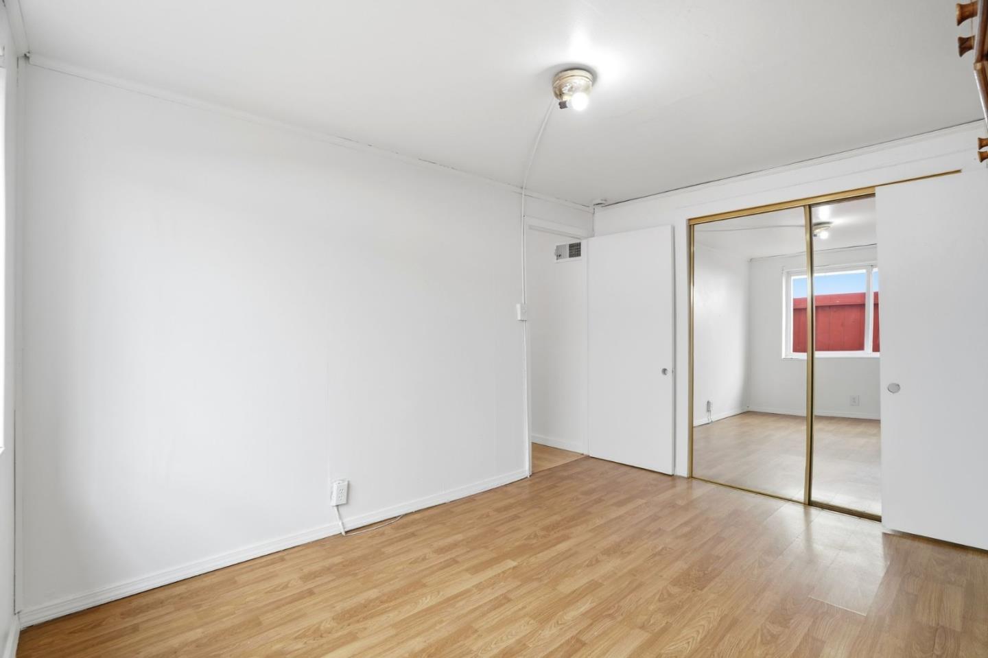 1469 Southgate Avenue