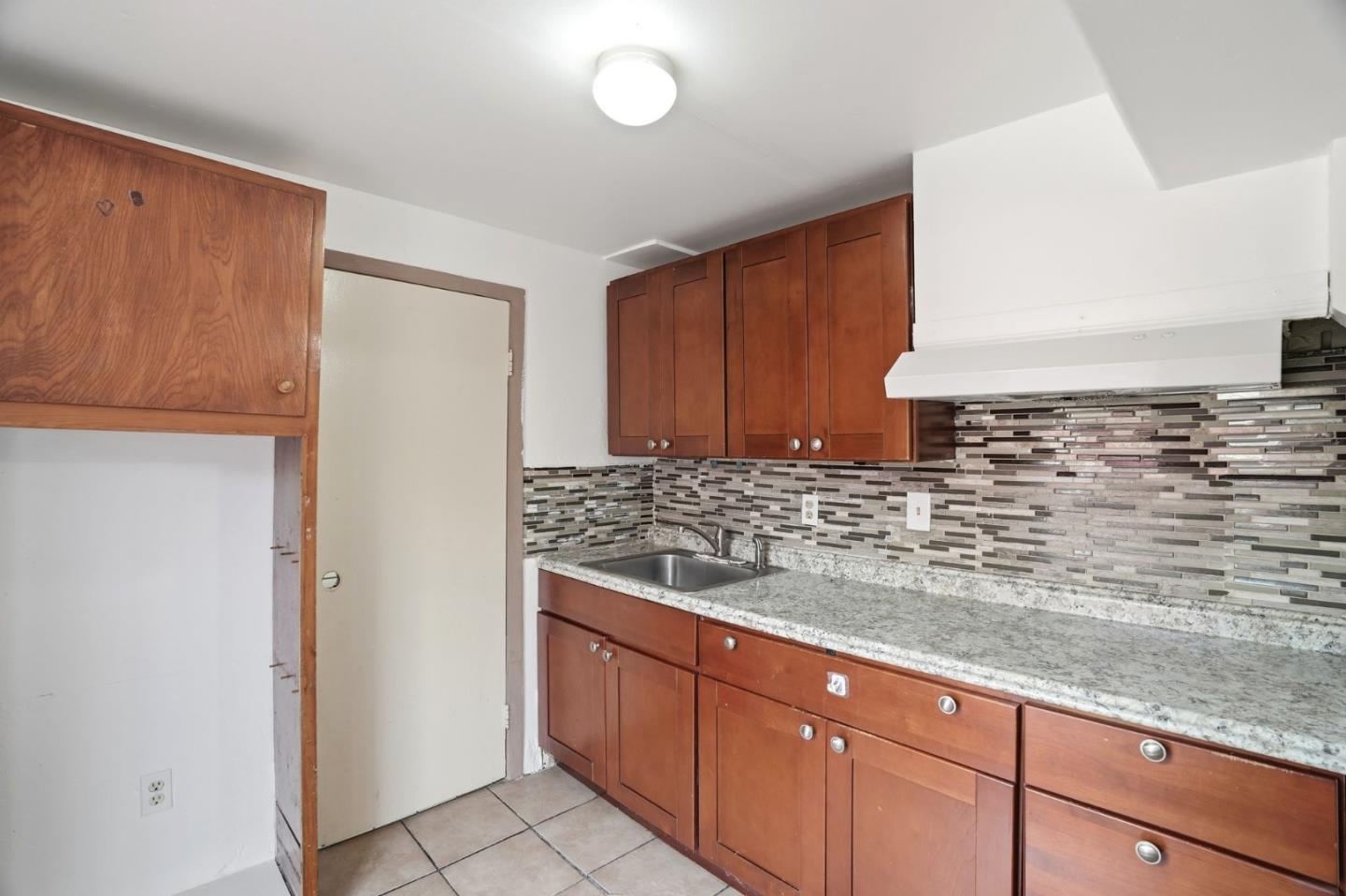 1469 Southgate Avenue