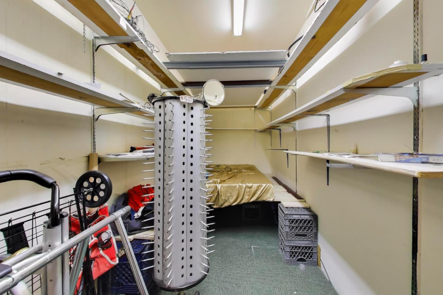 4592-4594 Mission Street