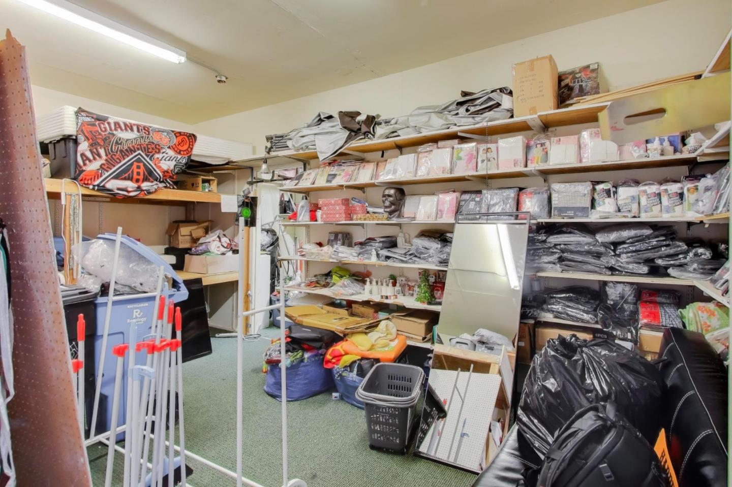 4592-4594 Mission Street