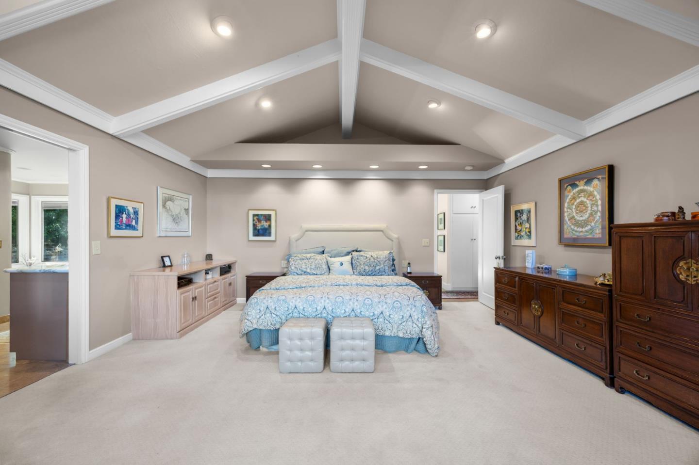 915 Link Road