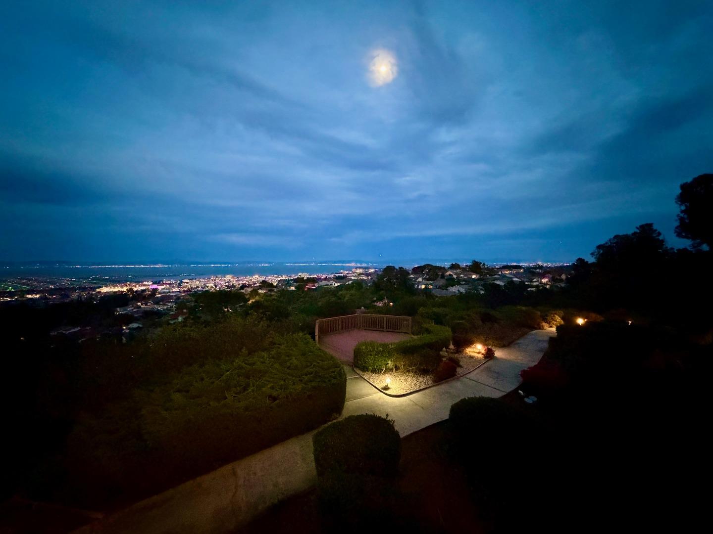 320 Vallejo Drive 30