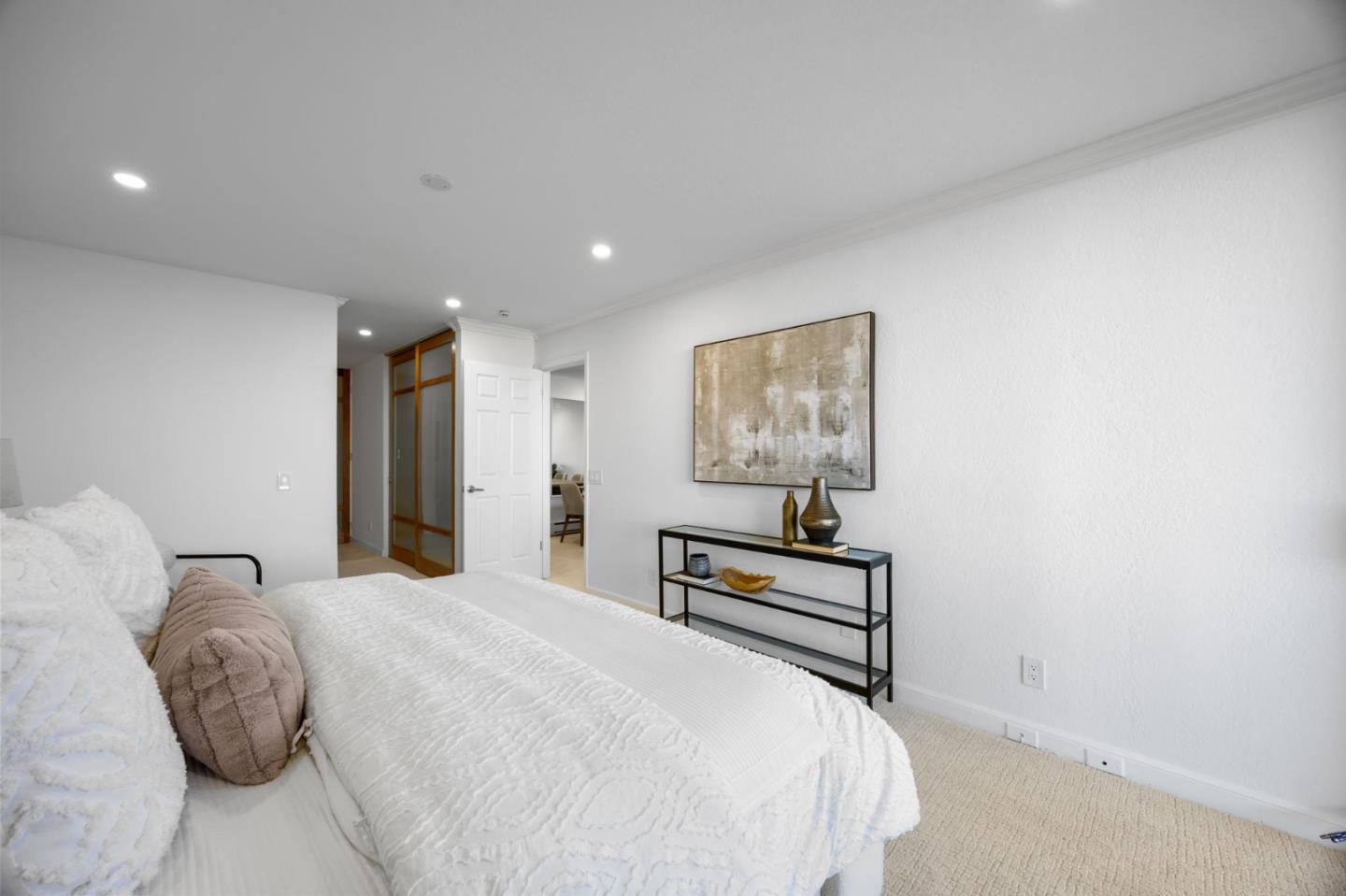 320 Vallejo Drive 30