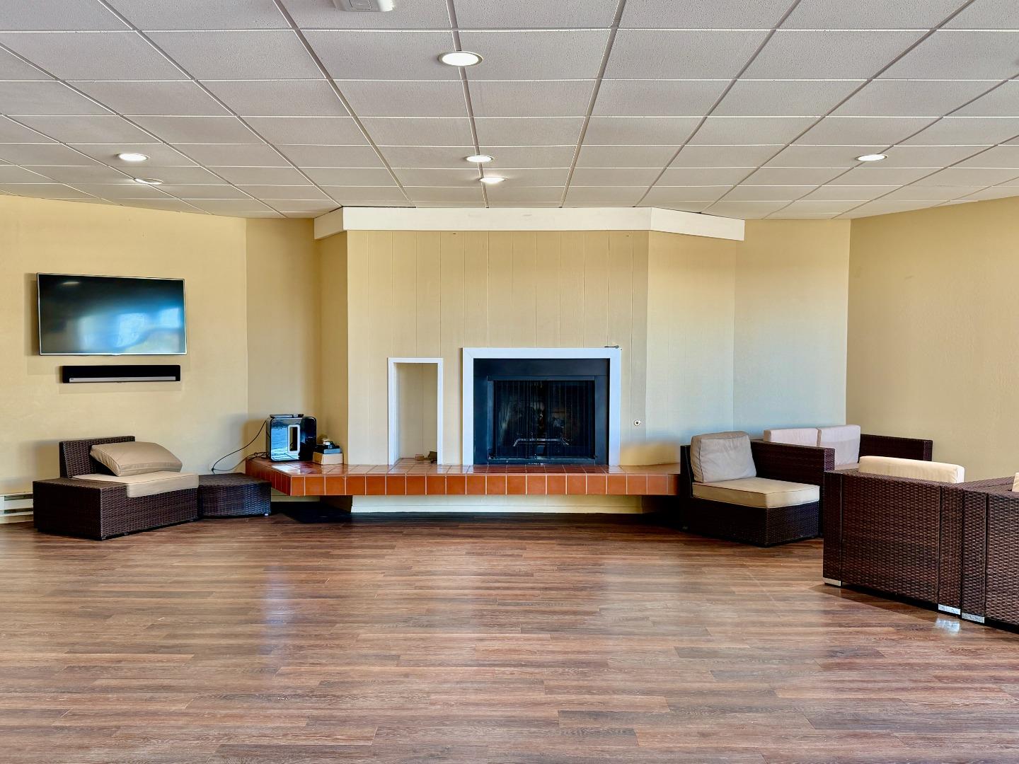 320 Vallejo Drive 30