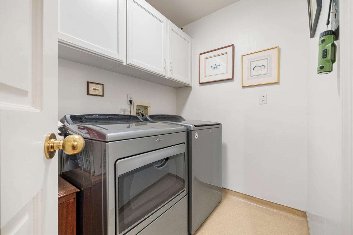 24 Mounds Road A