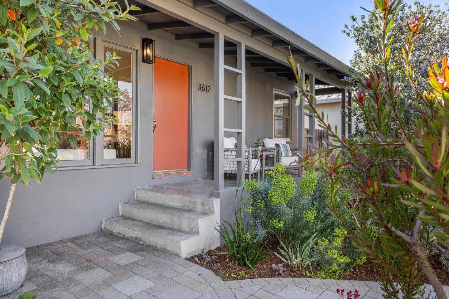 3612 Santiago Street