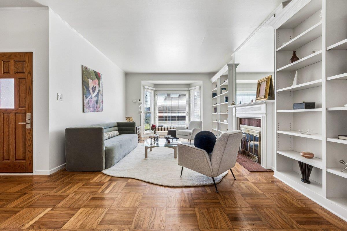 368 Northgate Avenue